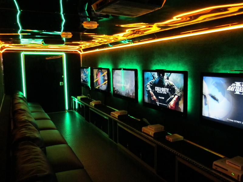 Illustration for article titled Conan Describes The Phenomenon Of 'Video Game Trucks'